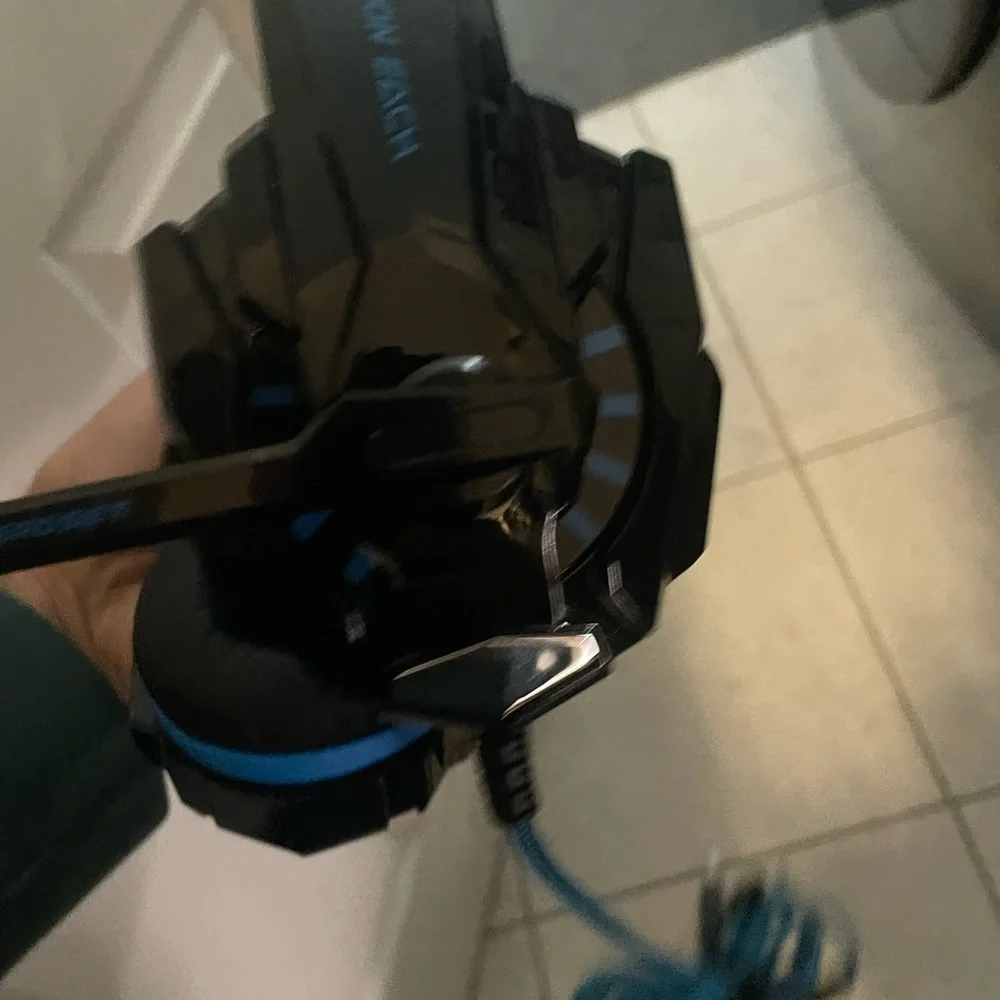 Gaming Headsets 2 Pc Set Usb and jack connection Like new